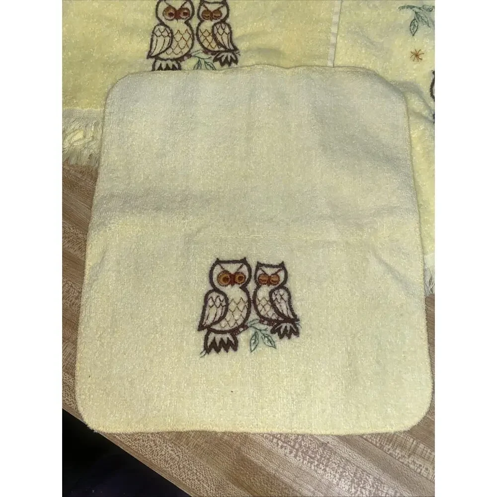 Vintage Cannon 4 Pc Yellow Towel Set Bath Hand Washcloth USA Owls Embroidered